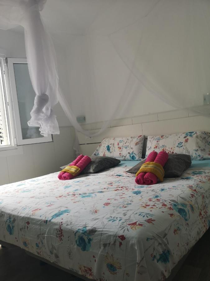 Yumbo Room 马斯帕洛马斯 外观 照片